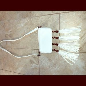 White bag with removable fringes